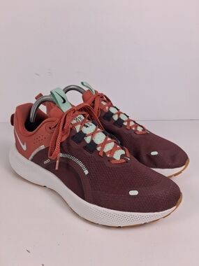 Nike React Escape Run 2 Running Shoes Womens 9 Burgundy Mint Road Athletic Gym